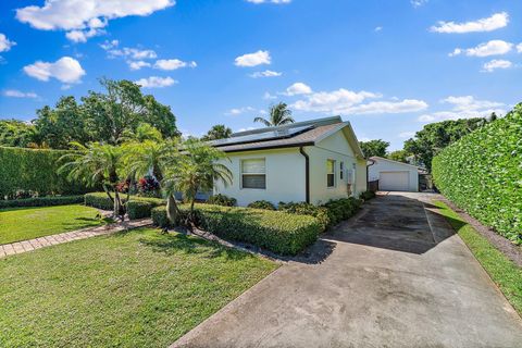 Single Family Residence in West Palm Beach FL 310 Edgewood Drive Dr 5.jpg