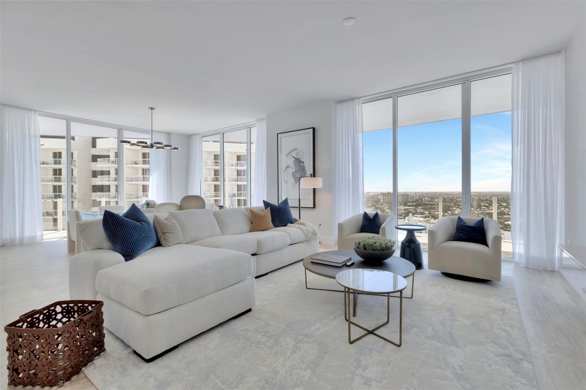 525 N Fort Lauderdale Beach Boulevard 1903