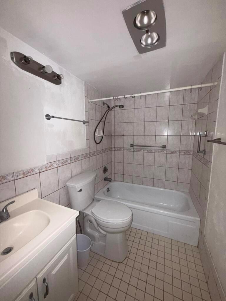 CANTERBURY CONDOS - Residential Lease