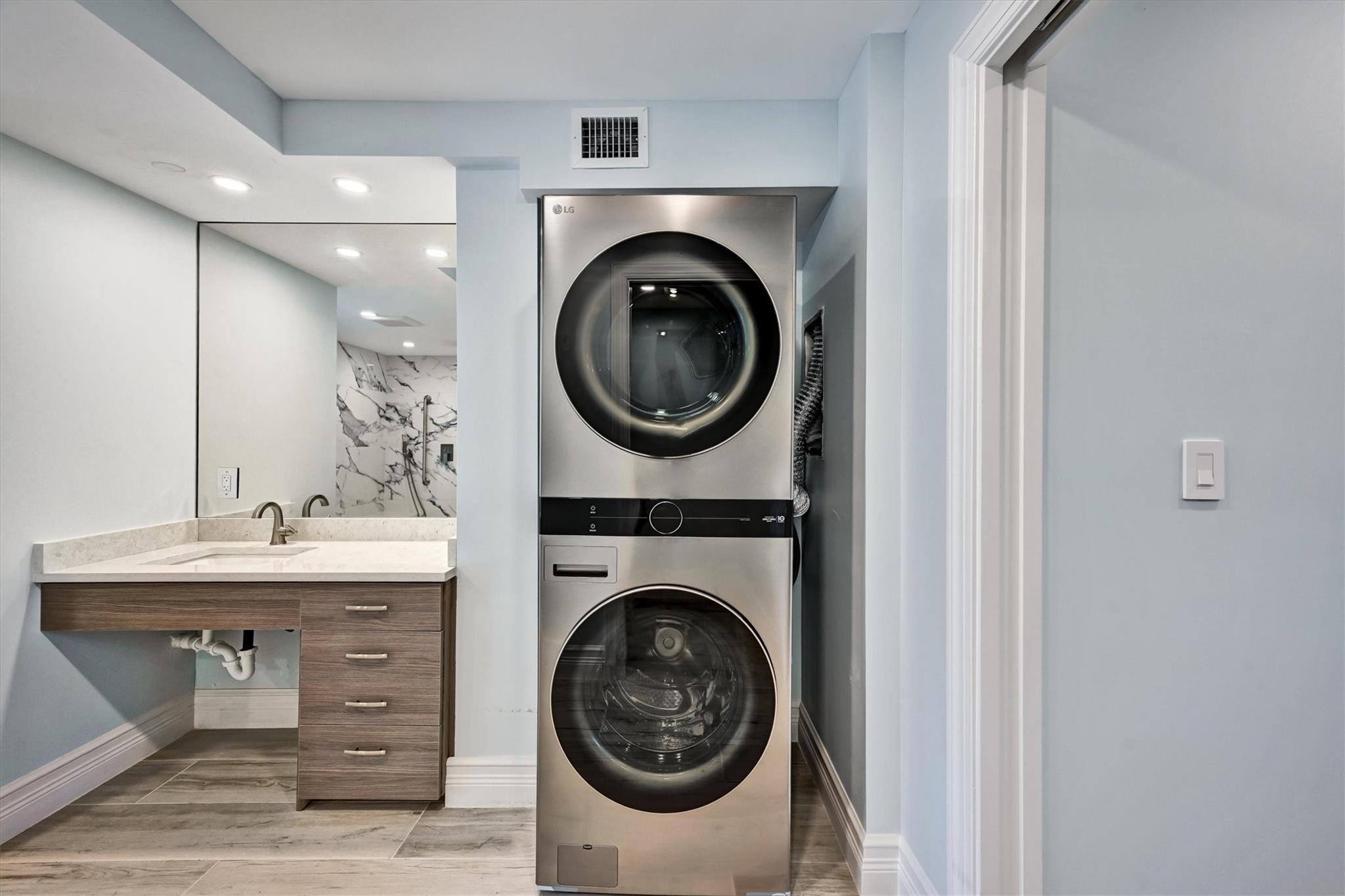 Hidden Harbor - Residential