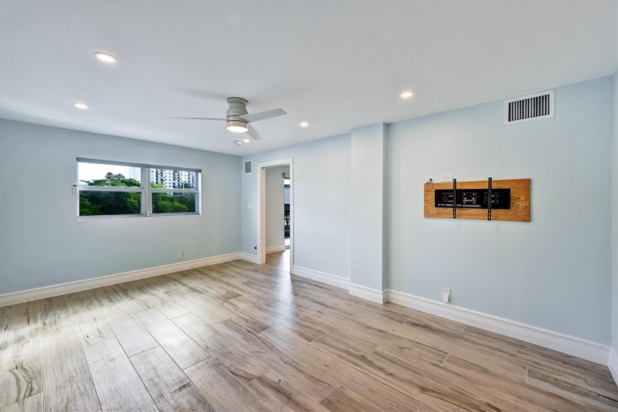 Hidden Harbor - Residential