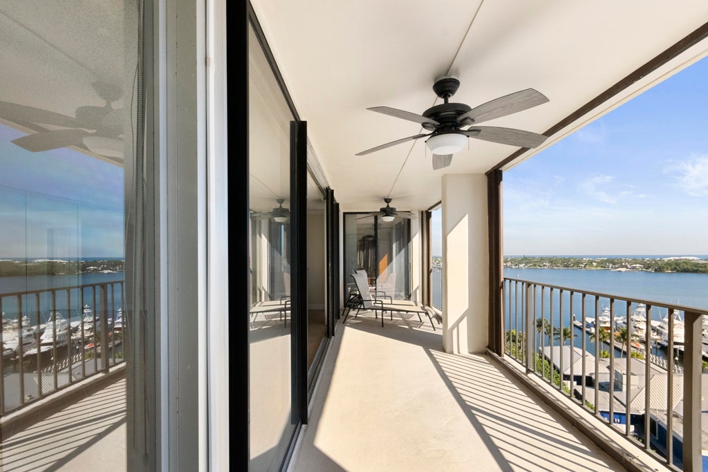 Photo of 120 Lakeshore Drive #T37, North Palm Beach, FL 33408 (MLS # R11044377)