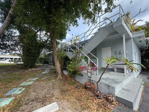 3111 NE 29th St Unit 2, Fort Lauderdale, FL MLS: F10493984
