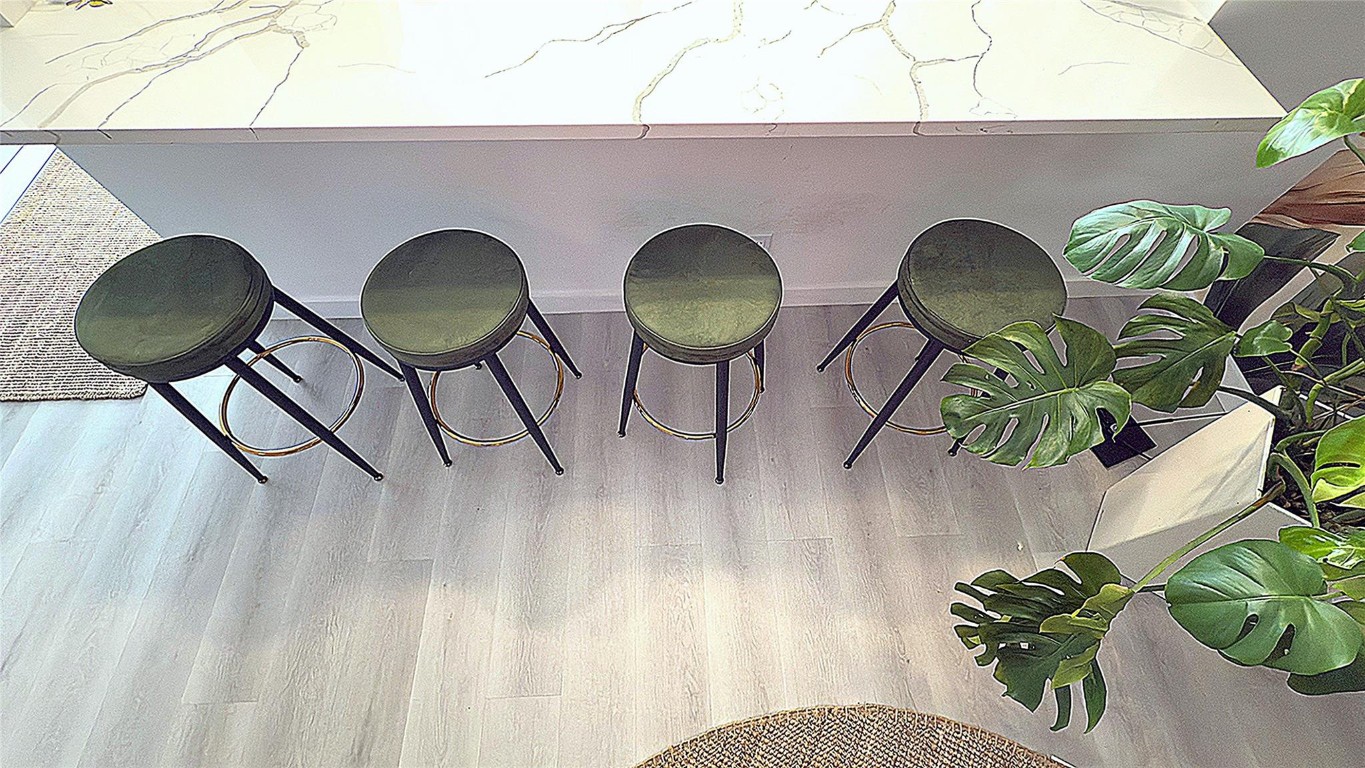 PALM ROYAL CONDOMINIUM - Residential