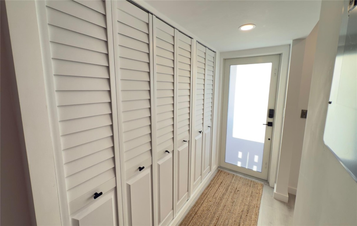 PALM ROYAL CONDOMINIUM - Residential