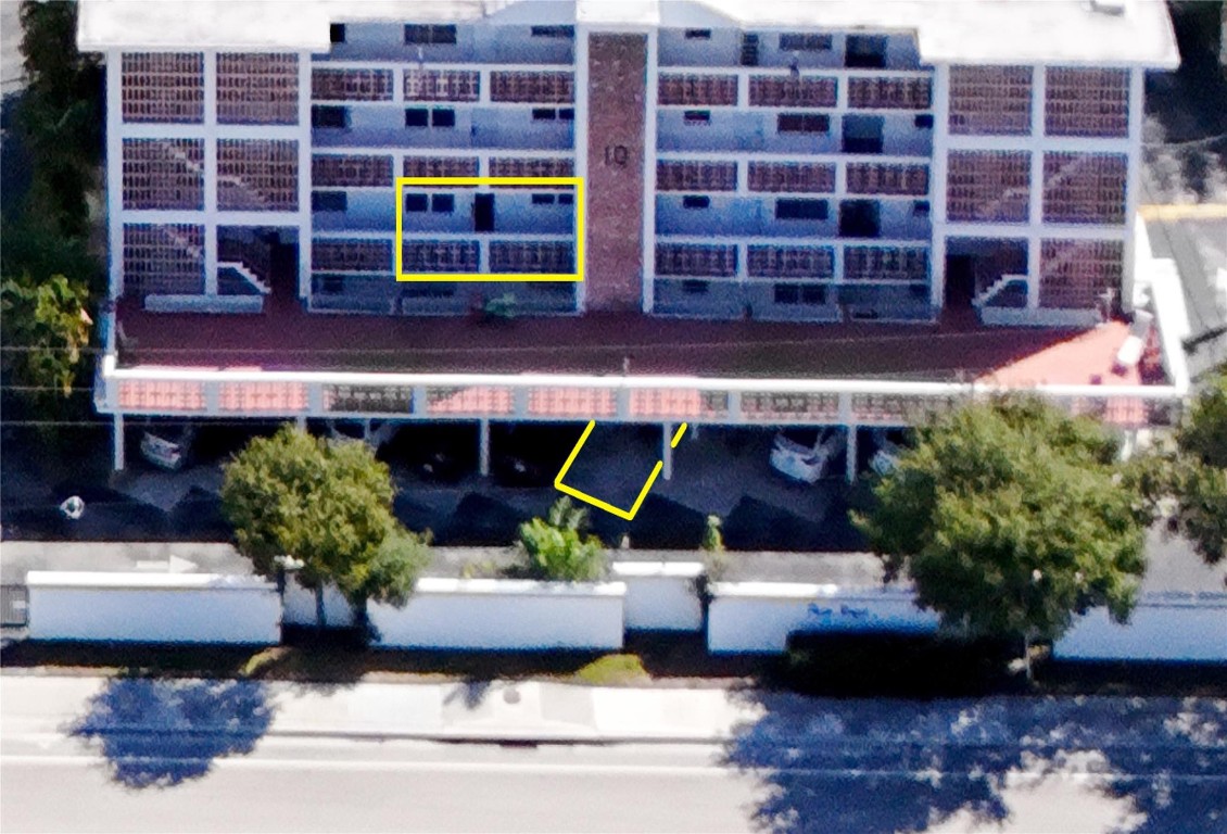 PALM ROYAL CONDOMINIUM - Residential