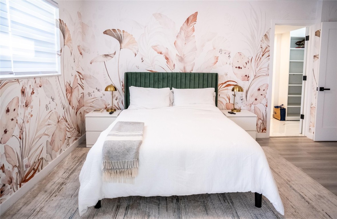 PALM ROYAL CONDOMINIUM - Residential