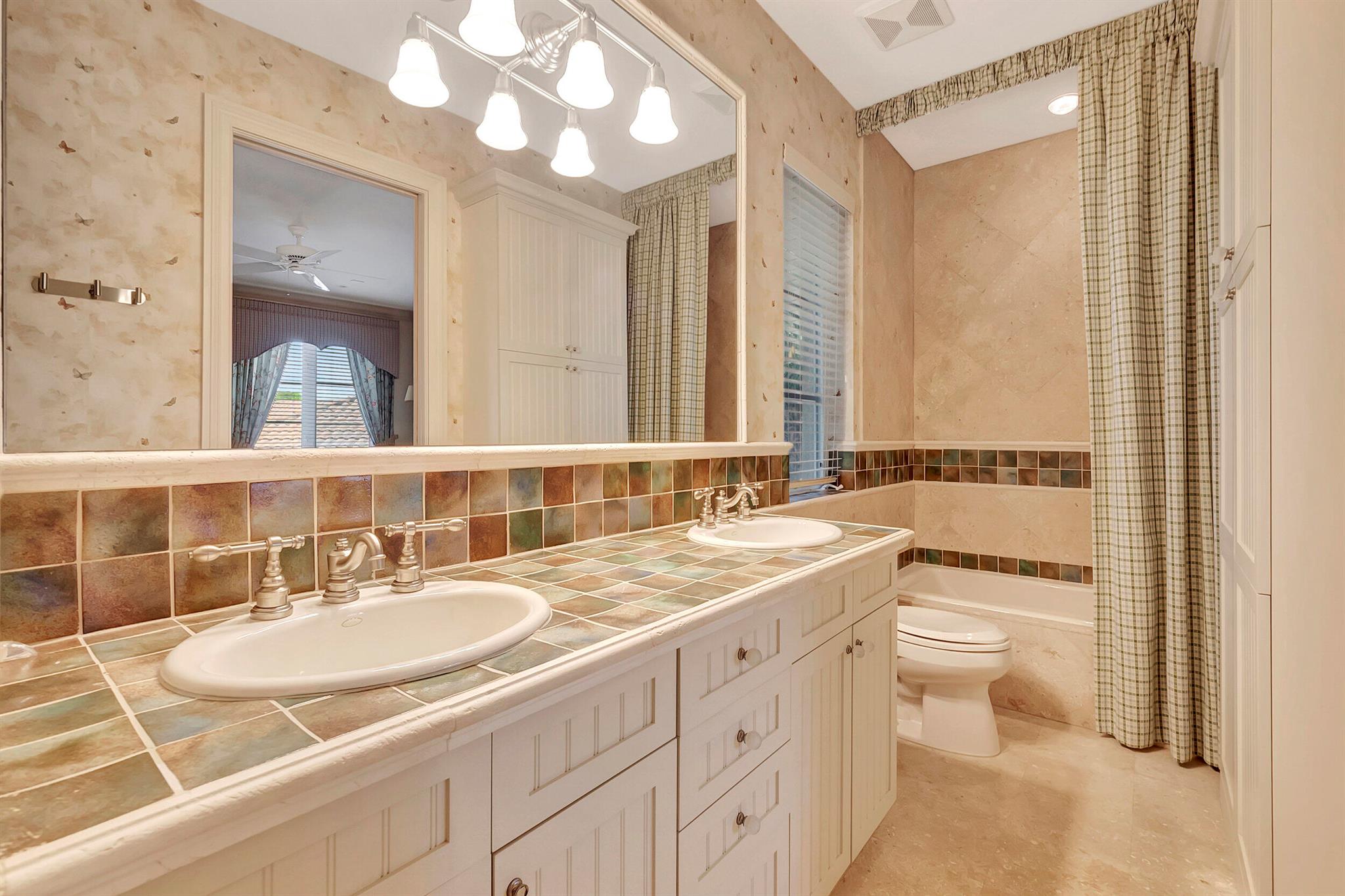 Isla Verde - Residential