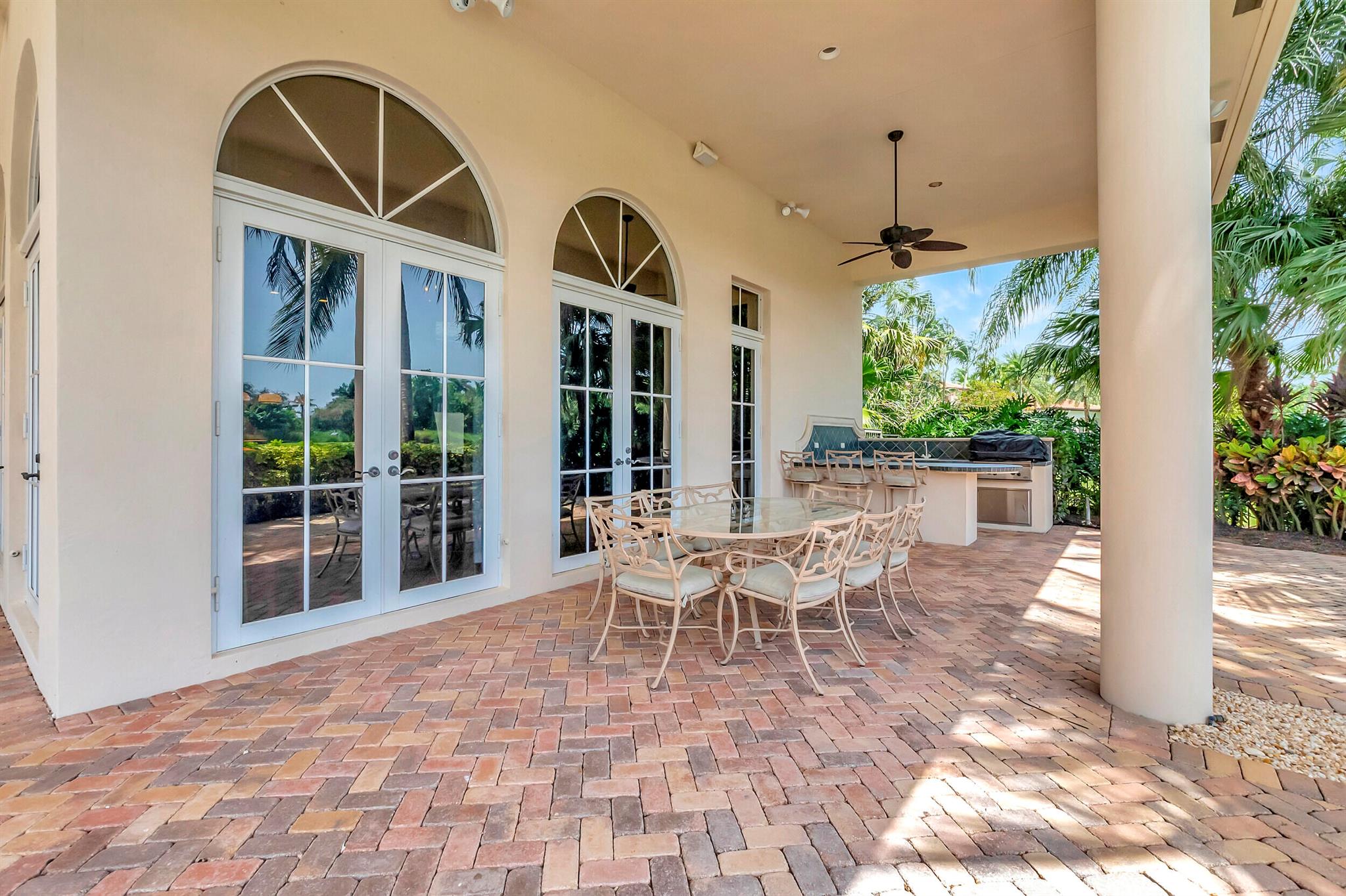 Isla Verde - Residential