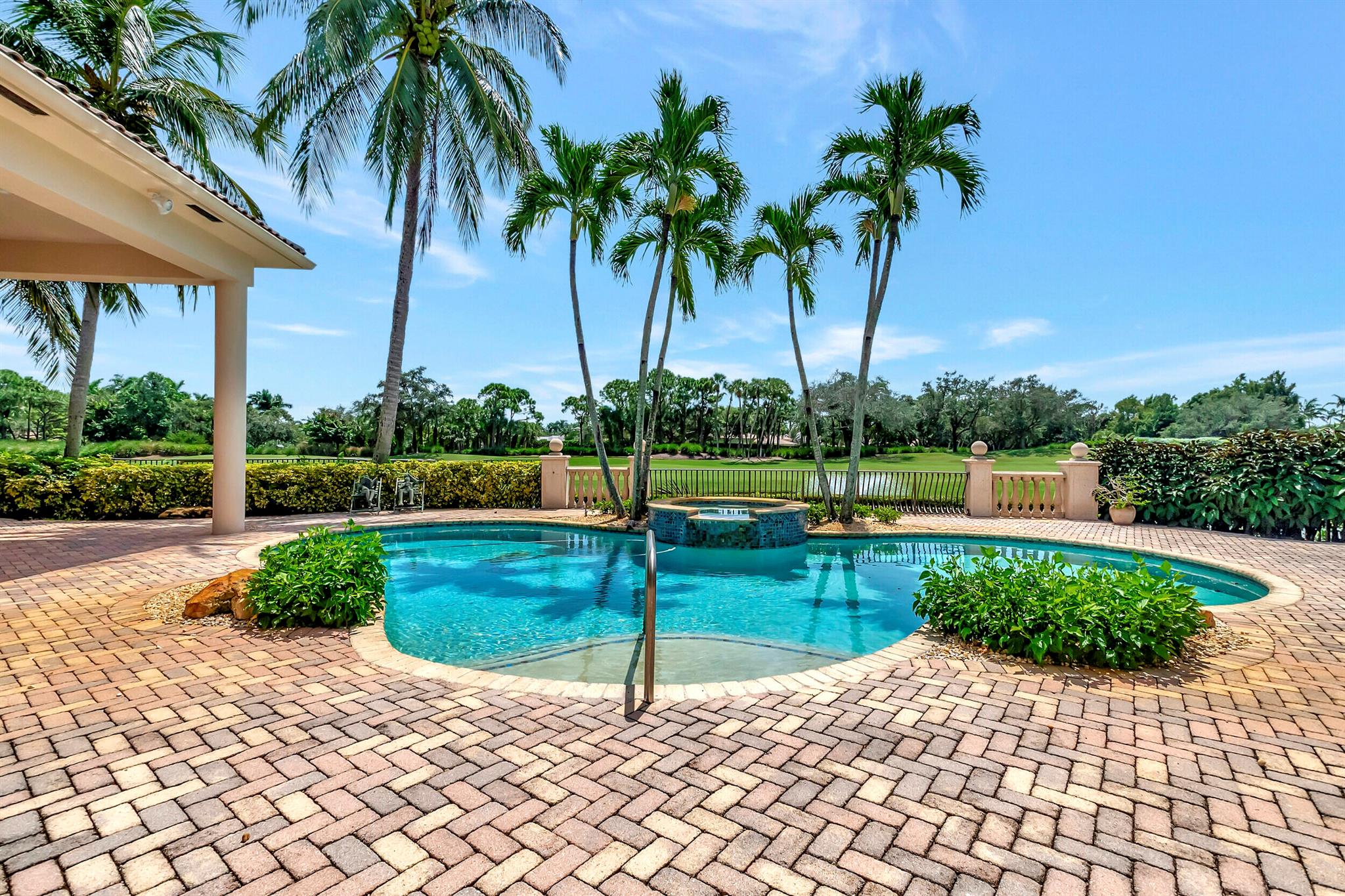 Isla Verde - Residential