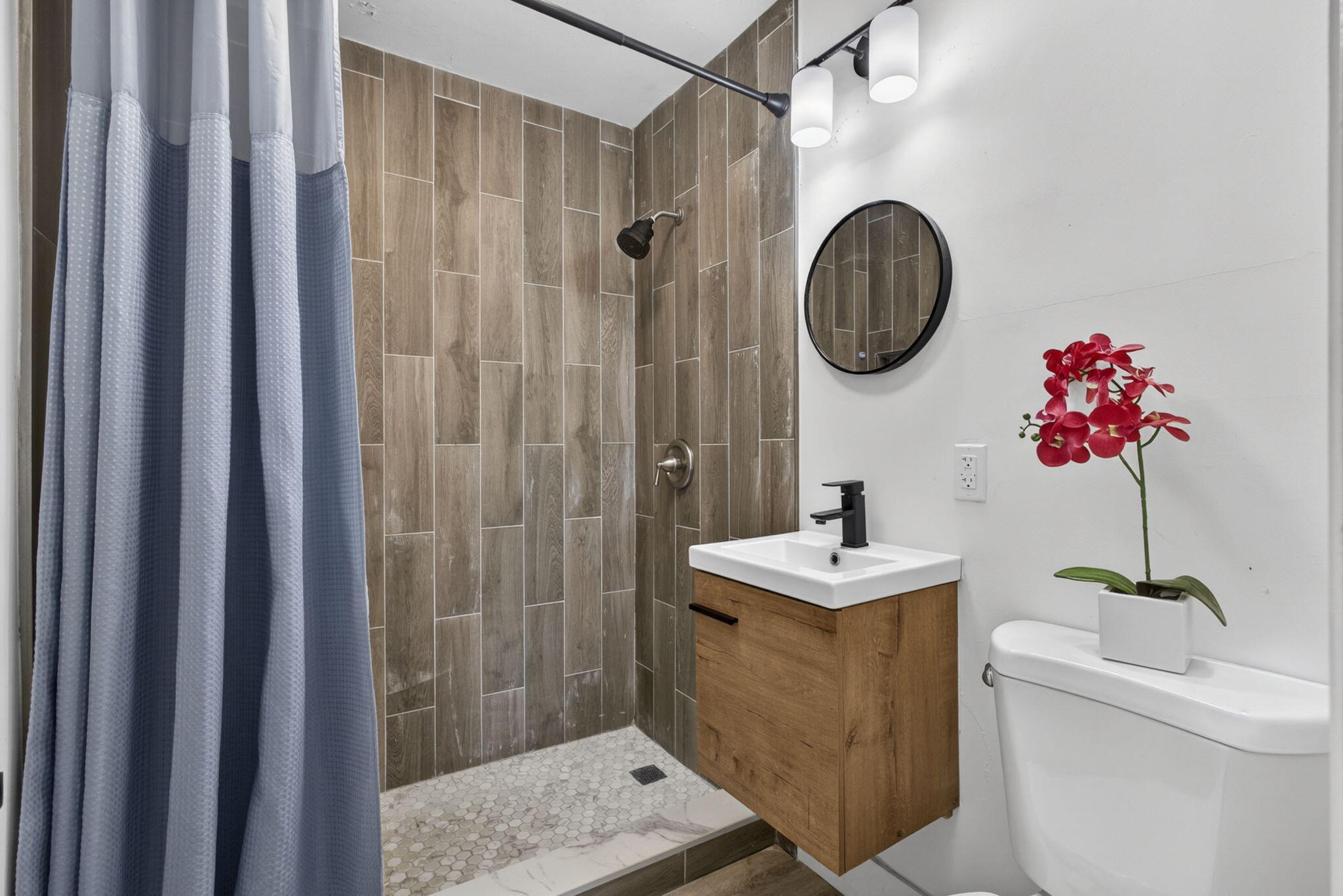 HOMEWOOD - Residential