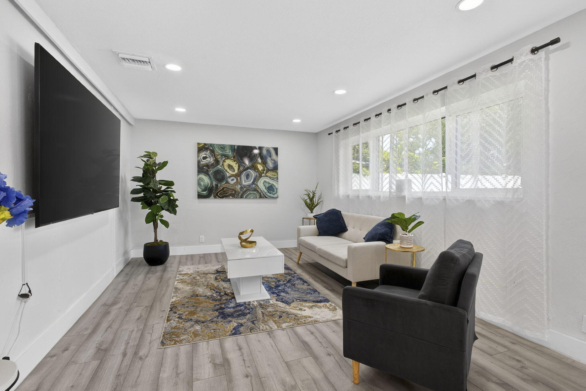 HOMEWOOD - Residential