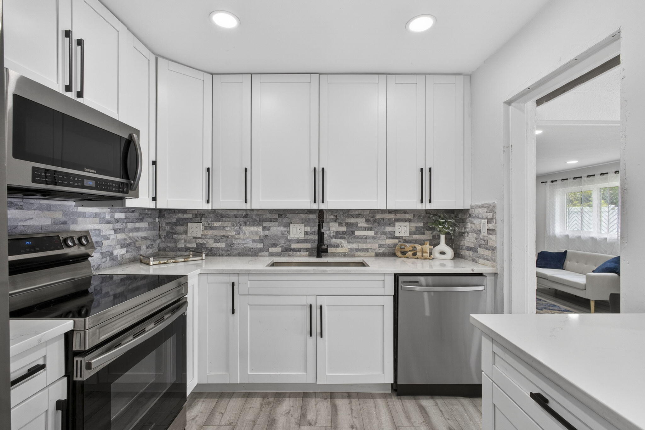HOMEWOOD - Residential