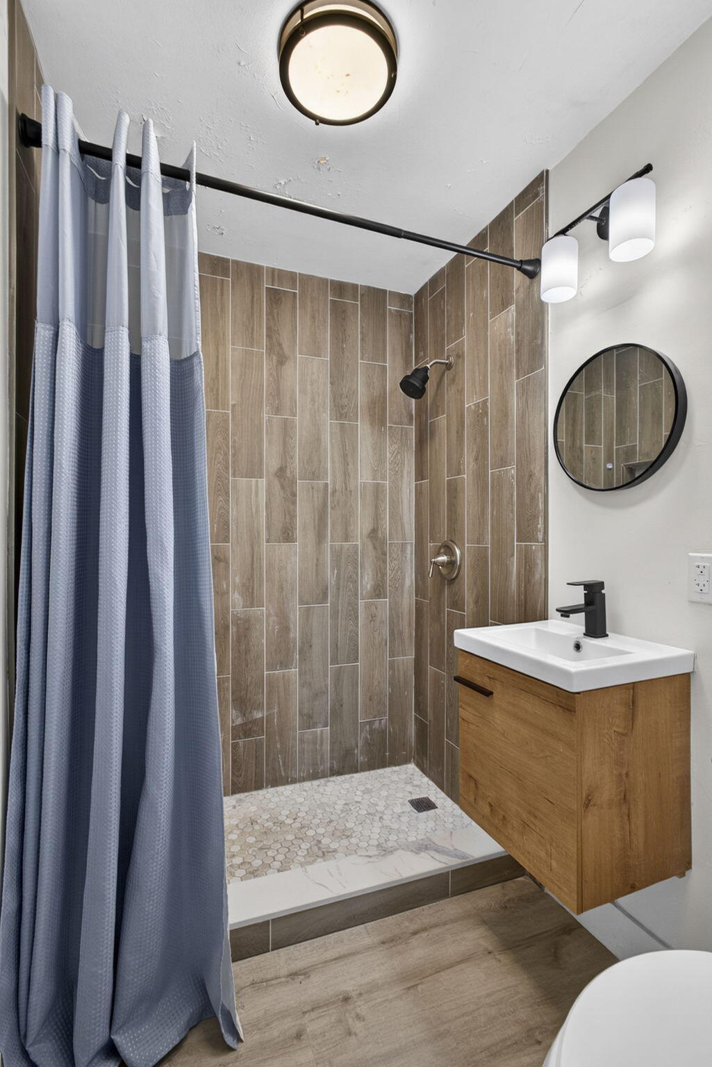 HOMEWOOD - Residential