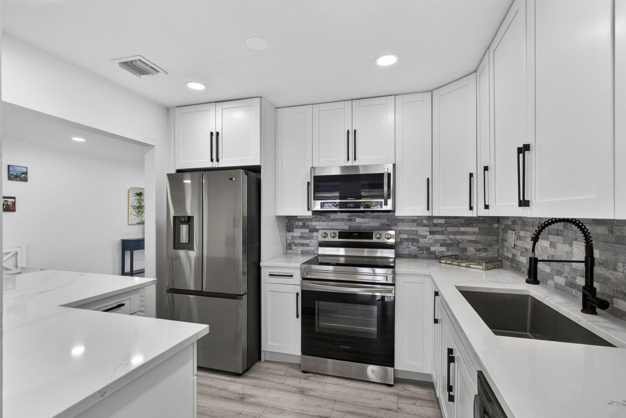 HOMEWOOD - Residential