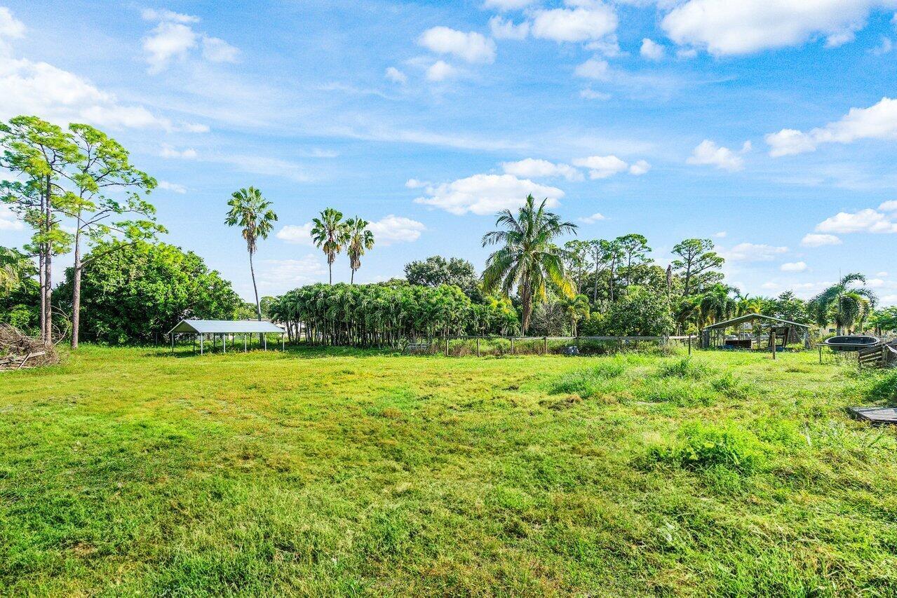 PALM BEACH FARMS CO 3 - Residential Lease