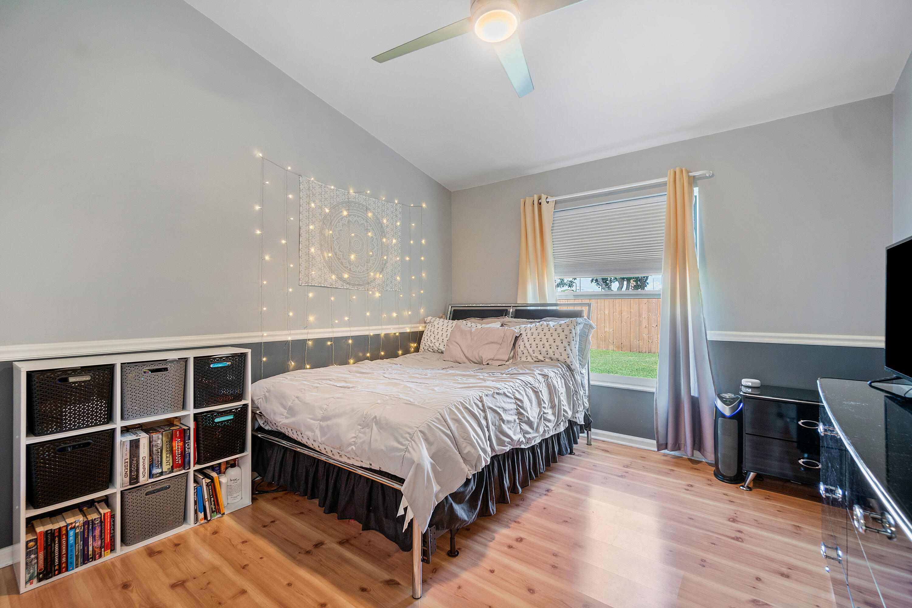 Rainbow Lakes Cinnabar - Residential