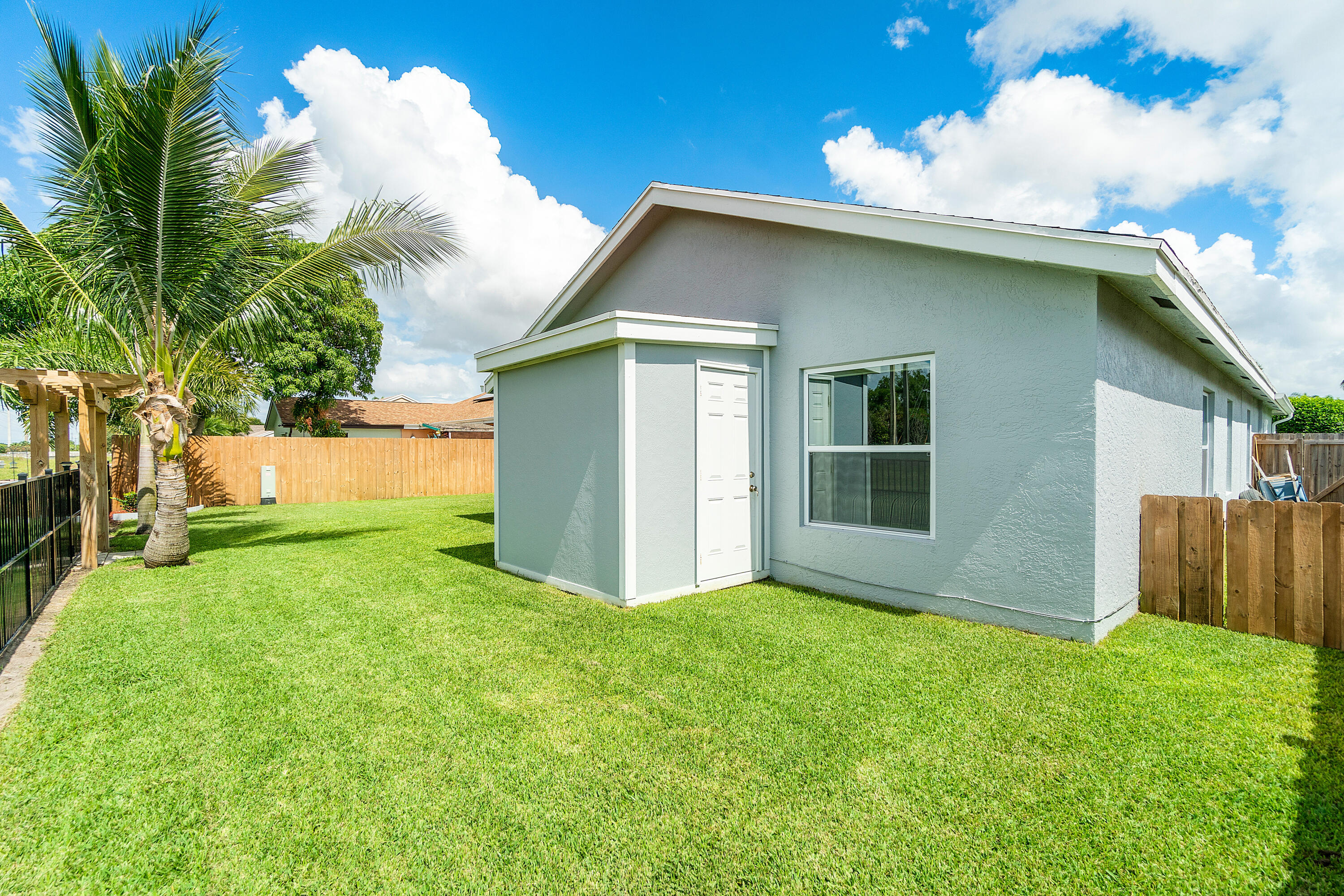 Rainbow Lakes Cinnabar - Residential