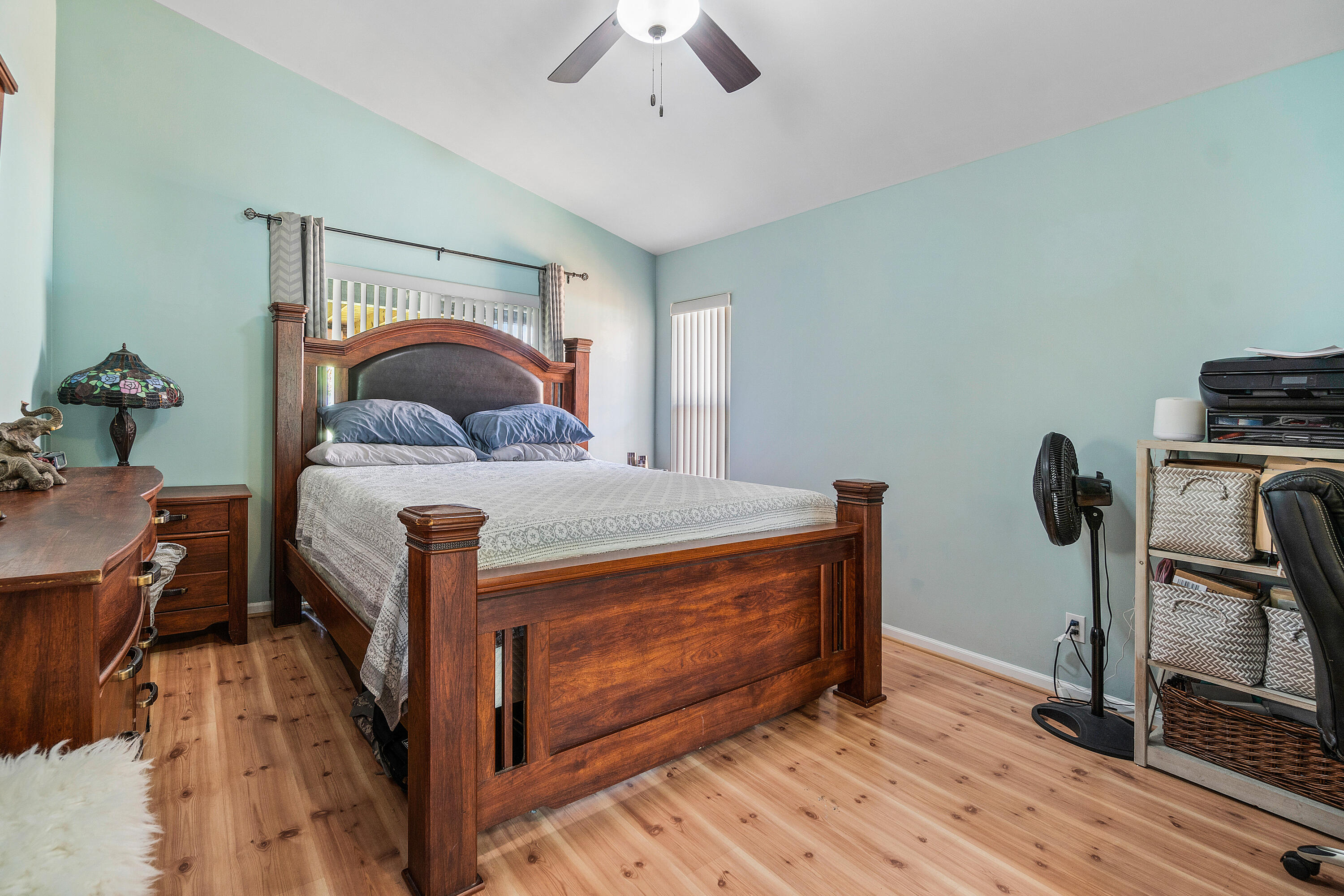 Rainbow Lakes Cinnabar - Residential