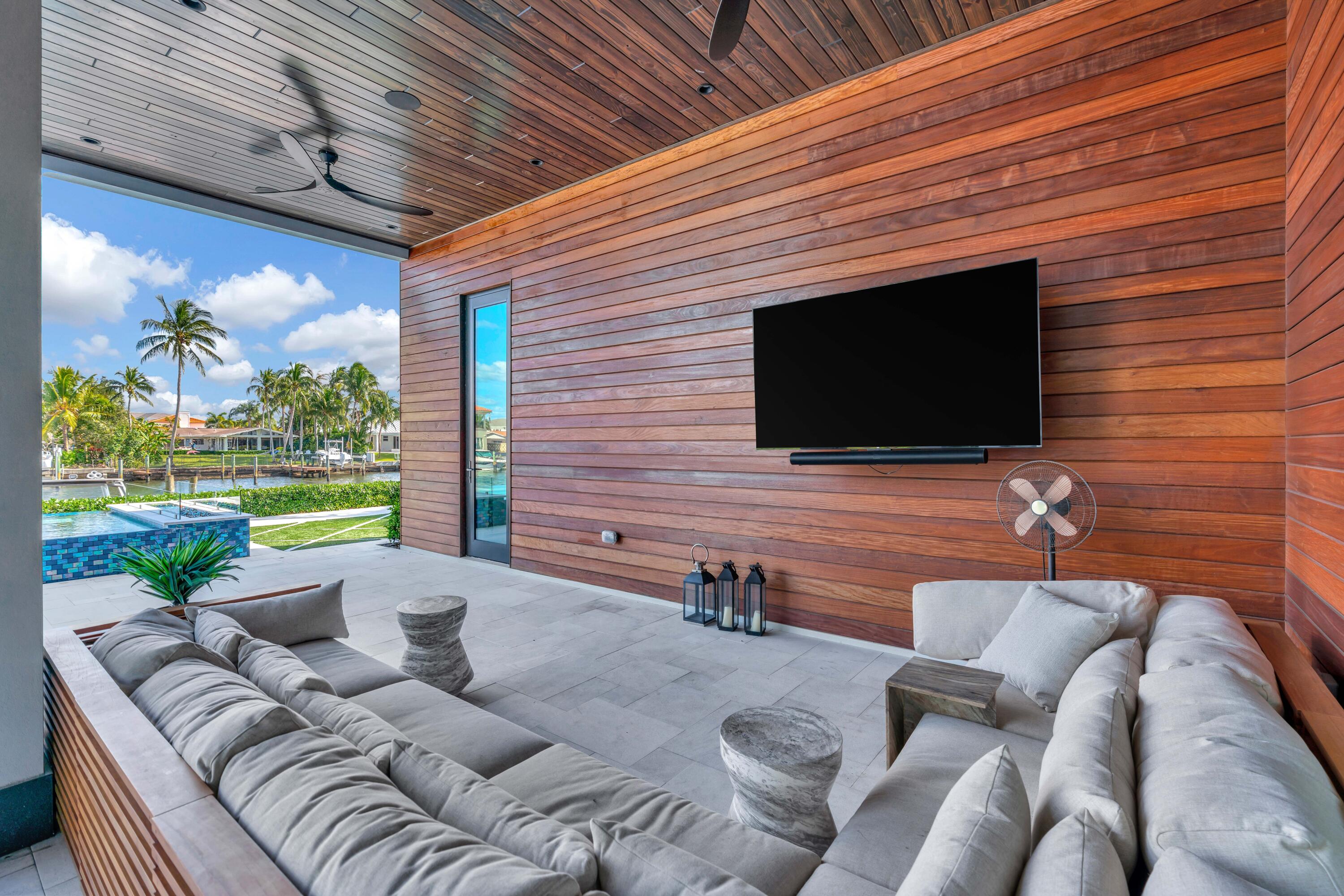 NORTH PALM BEACH VILLAGE OF 6 - Residential