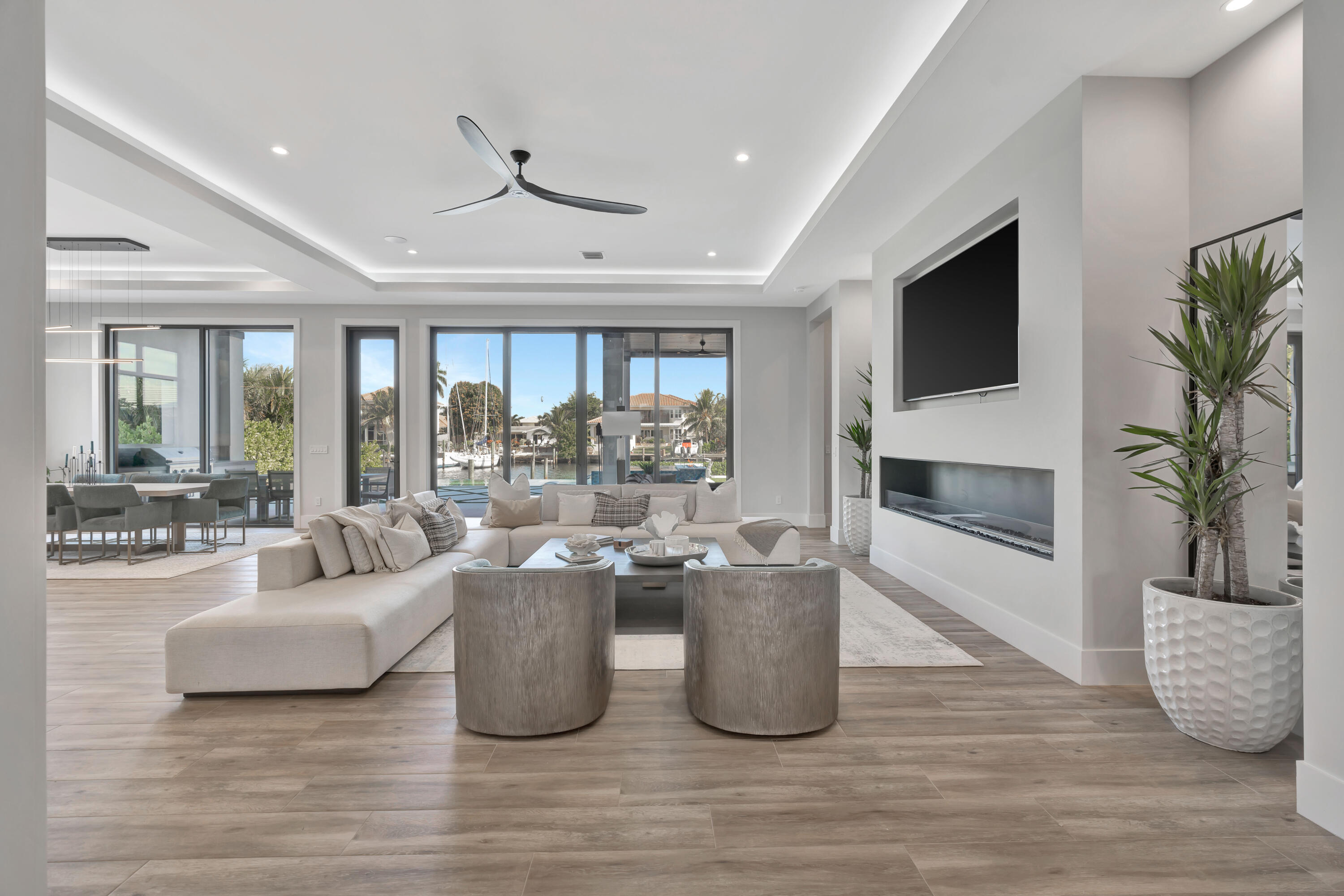 NORTH PALM BEACH VILLAGE OF 6 - Residential