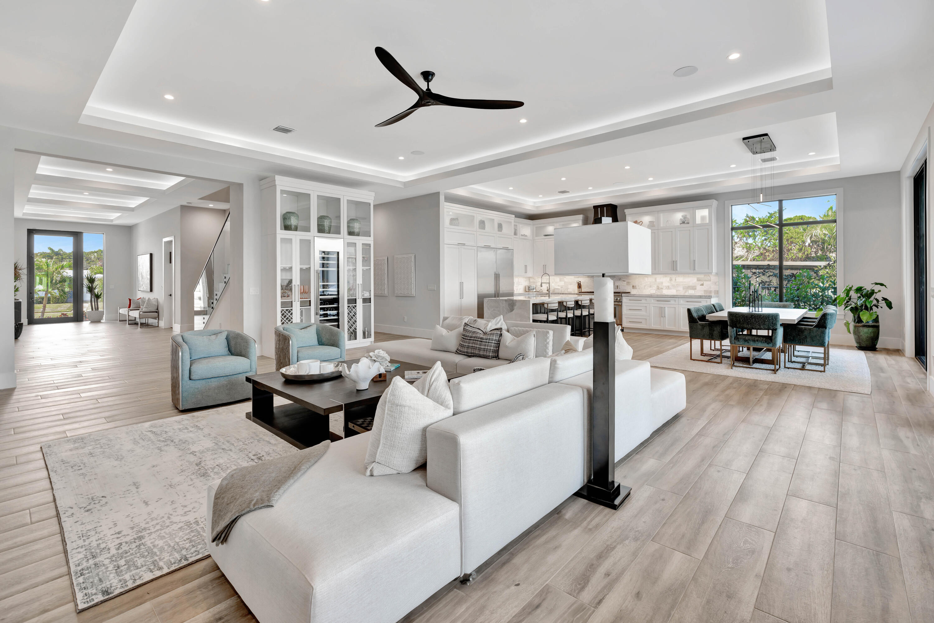 NORTH PALM BEACH VILLAGE OF 6 - Residential