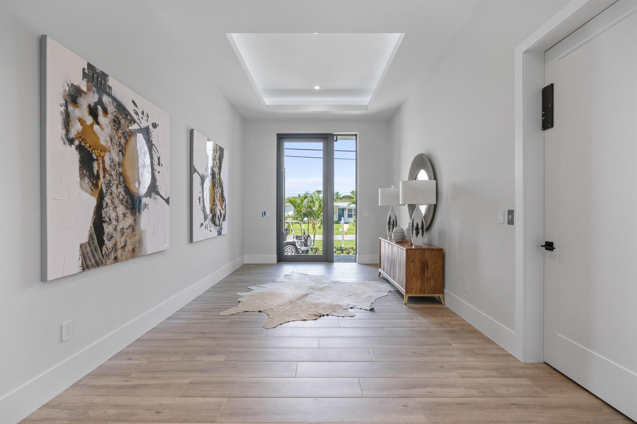 736 Lagoon Drive