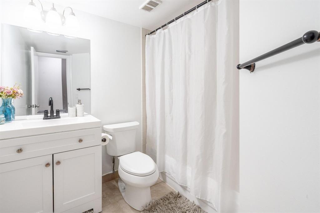 Edgewater Condo - Residential Lease