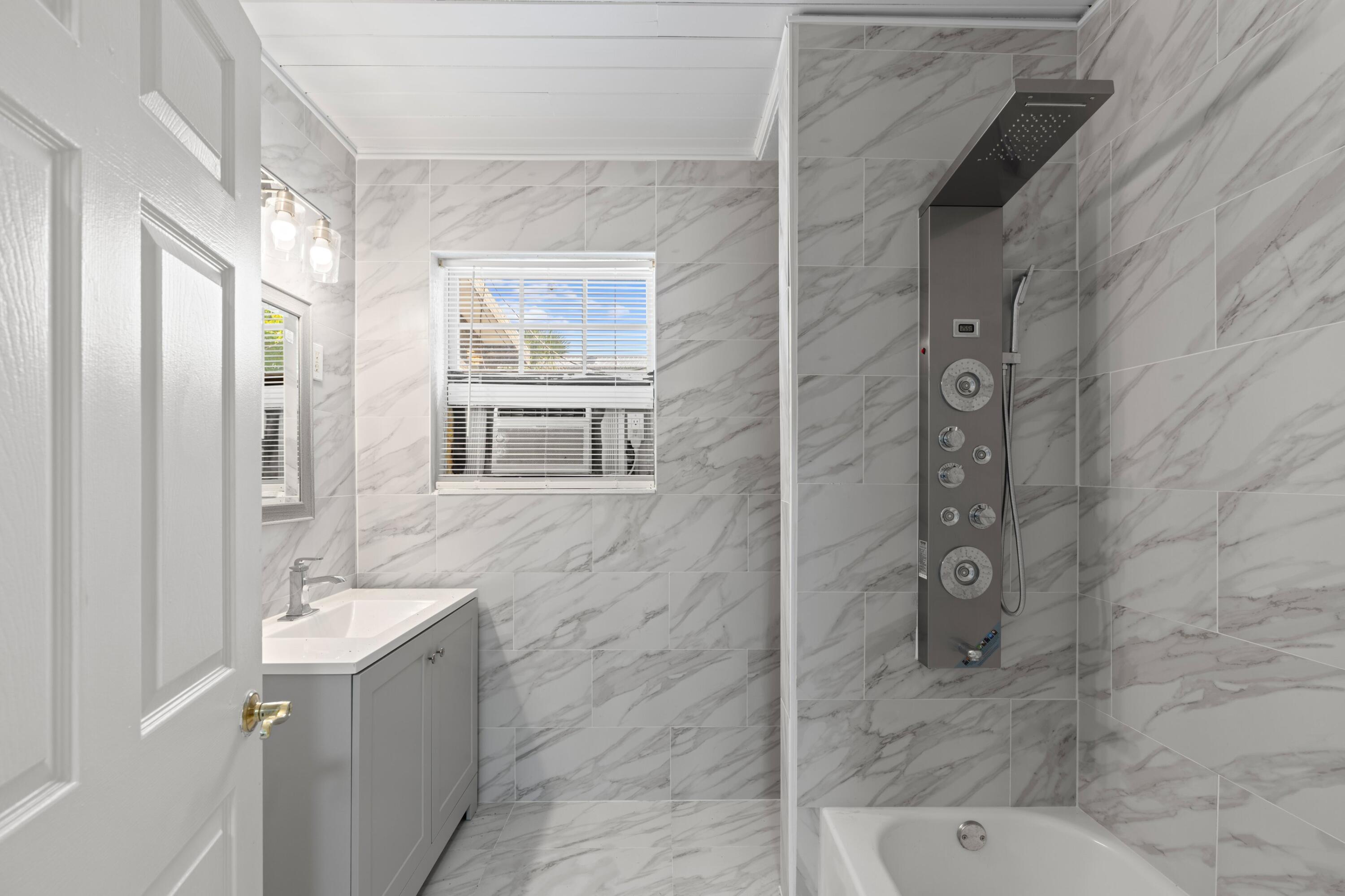 JUNO TERR - Residential Income