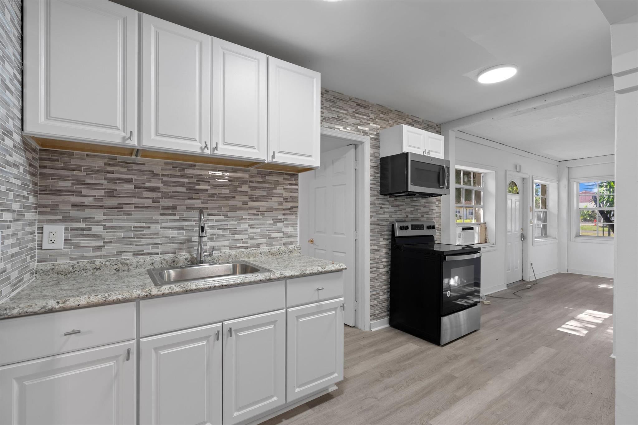 JUNO TERR - Residential Income