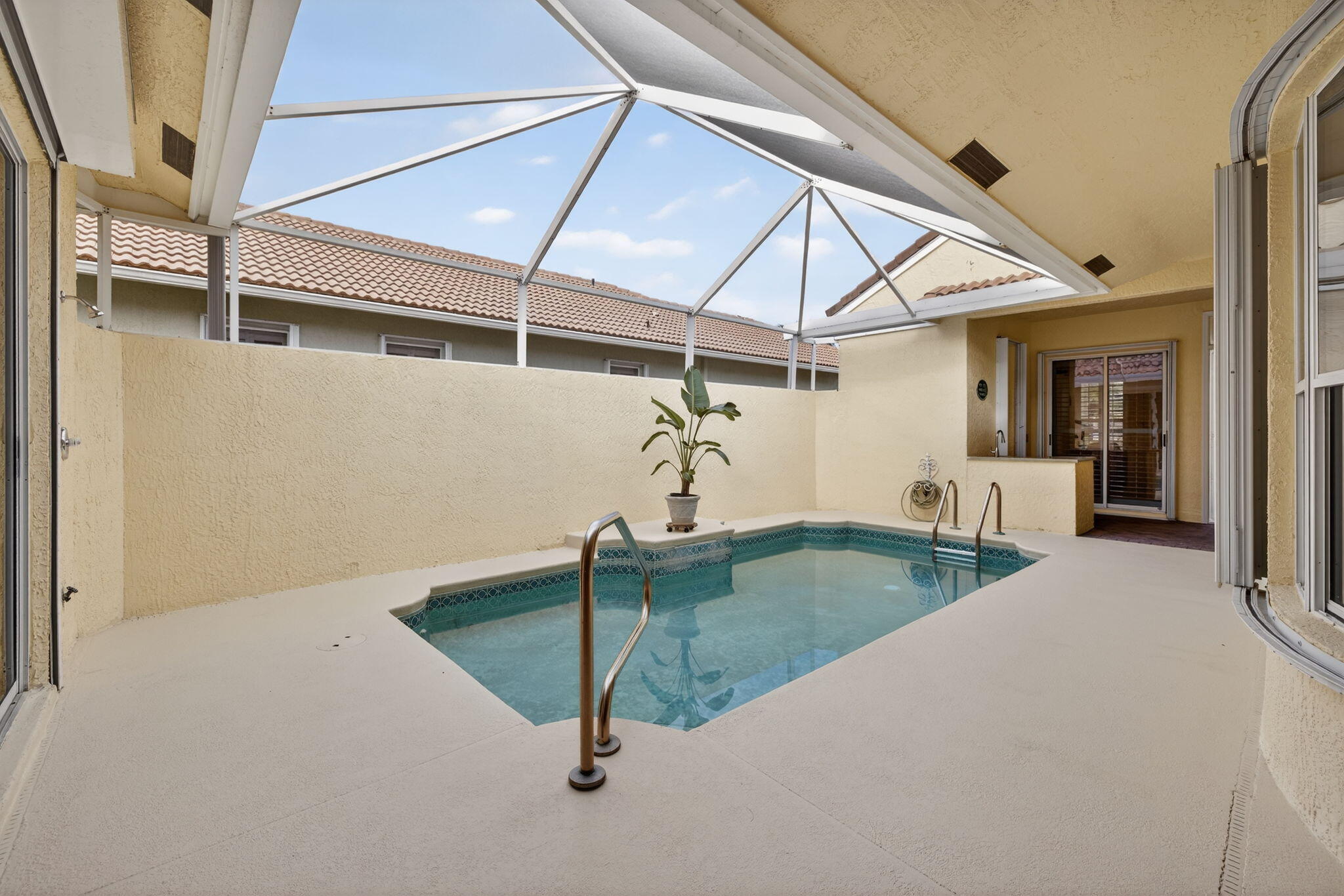 Riverpointe at the Sands - Residential