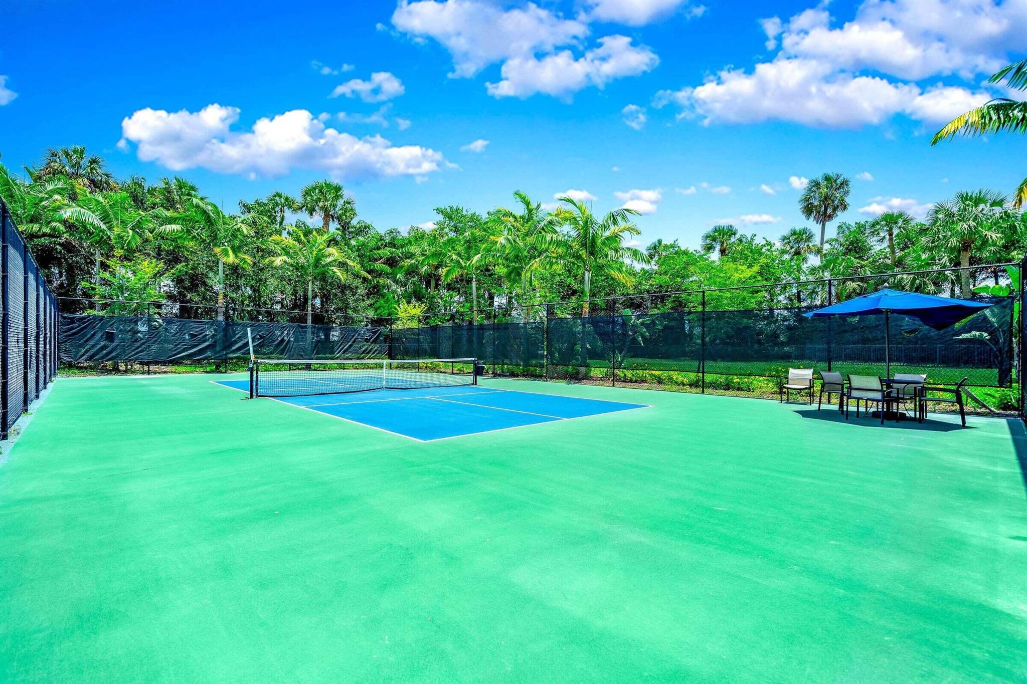 PALM MEADOWS ESTATES - Residential
