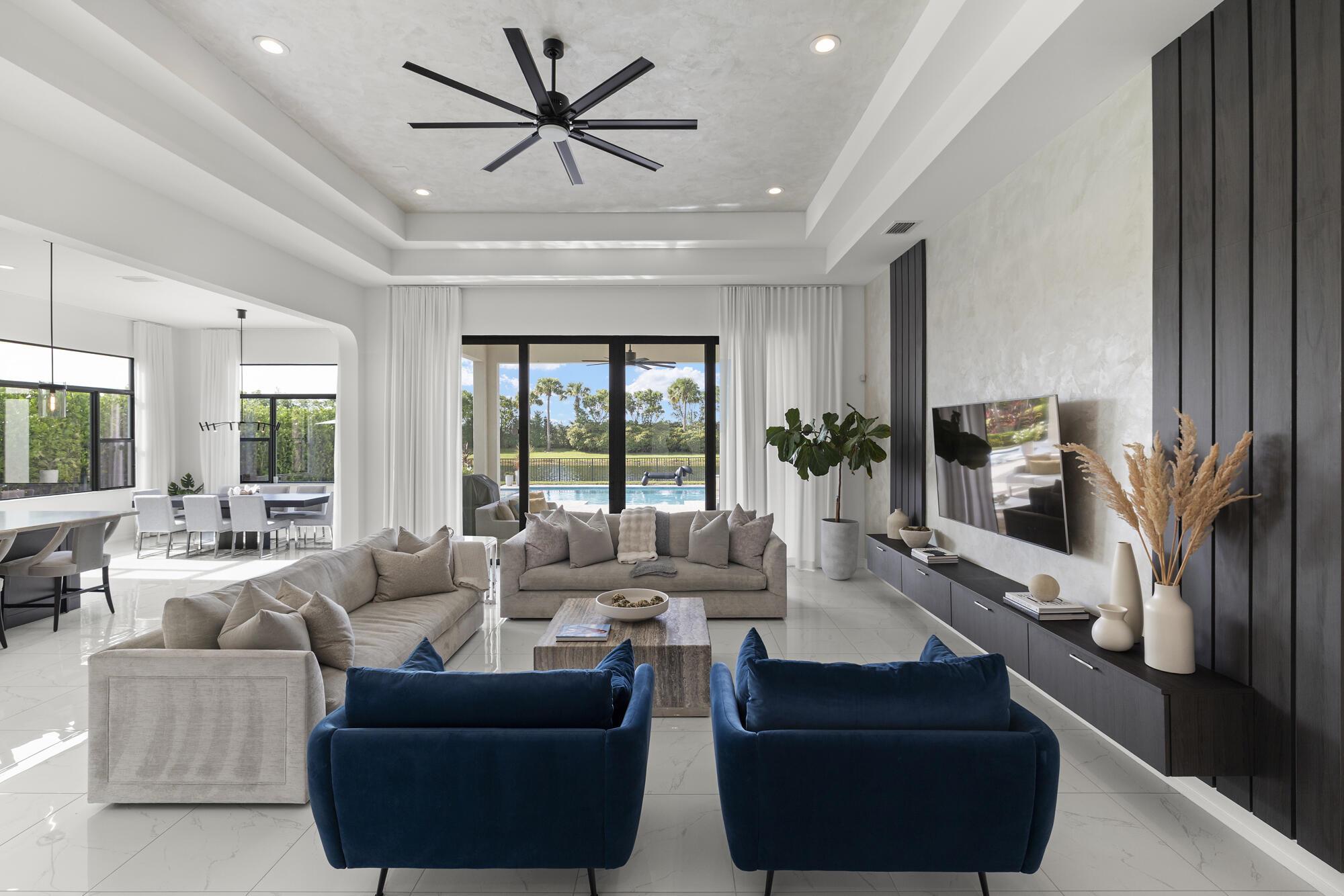 PALM MEADOWS ESTATES - Residential