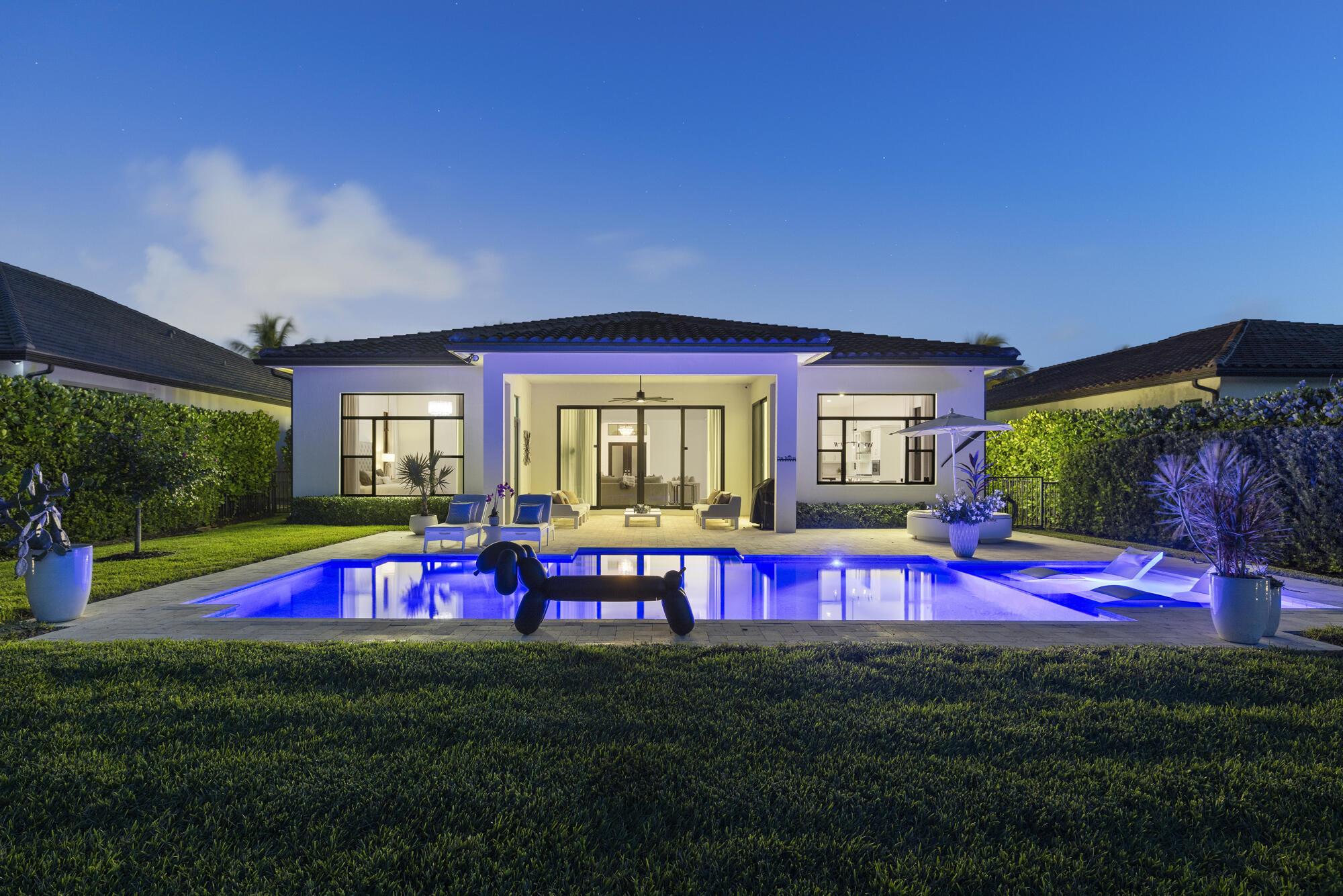 PALM MEADOWS ESTATES - Residential