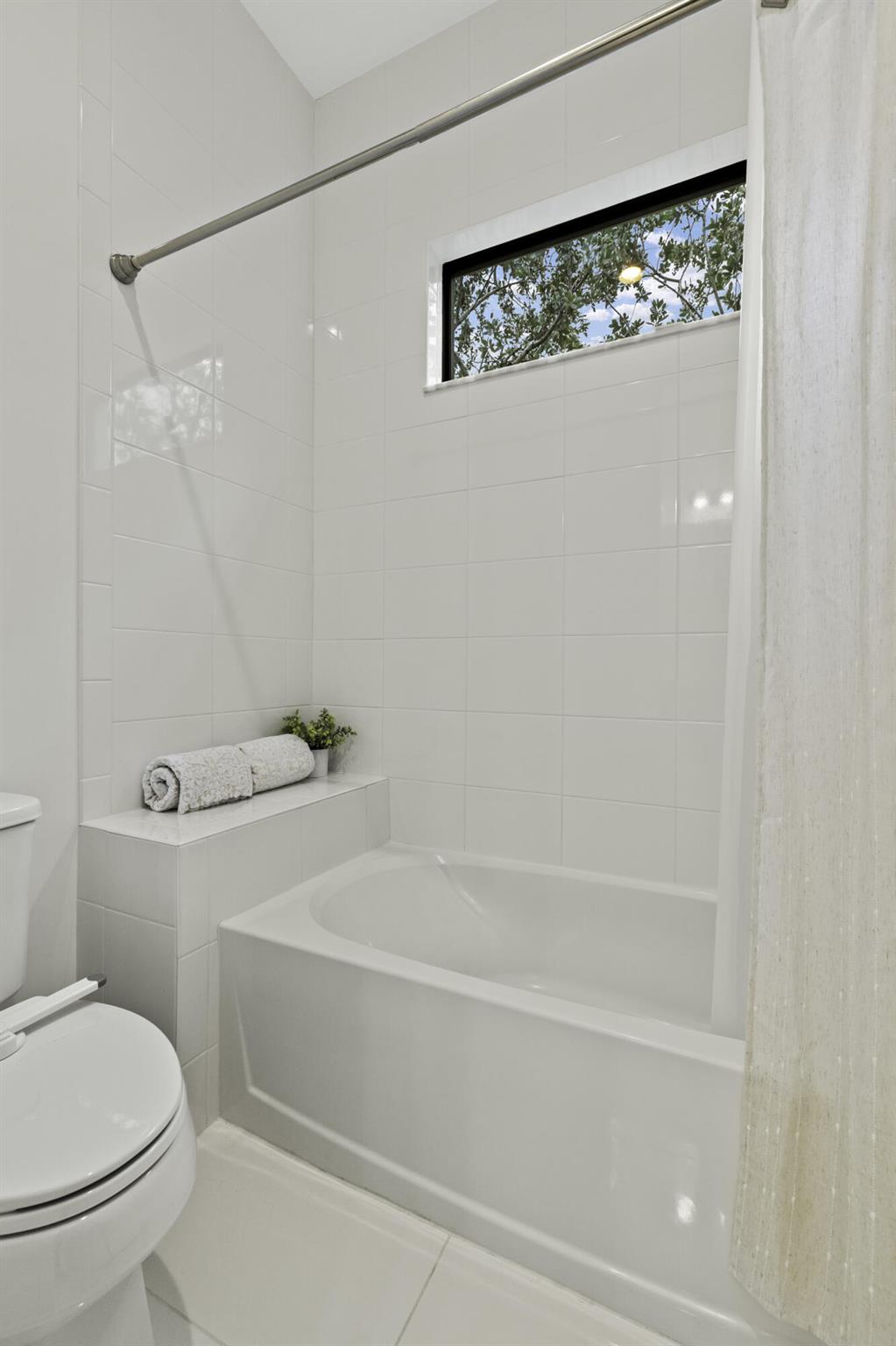 PALM MEADOWS ESTATES - Residential