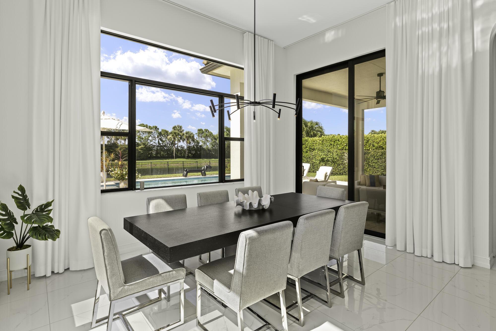 PALM MEADOWS ESTATES - Residential