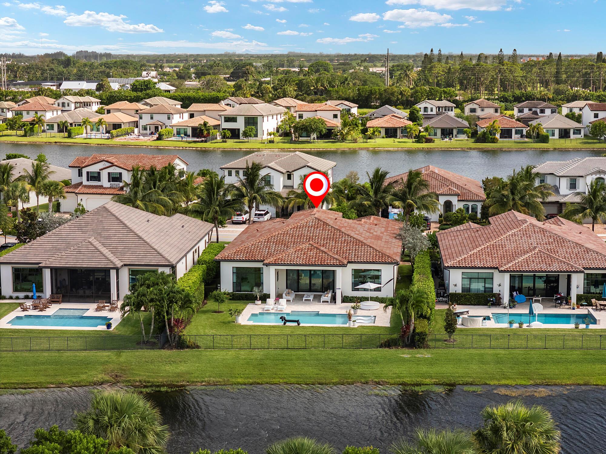 PALM MEADOWS ESTATES - Residential