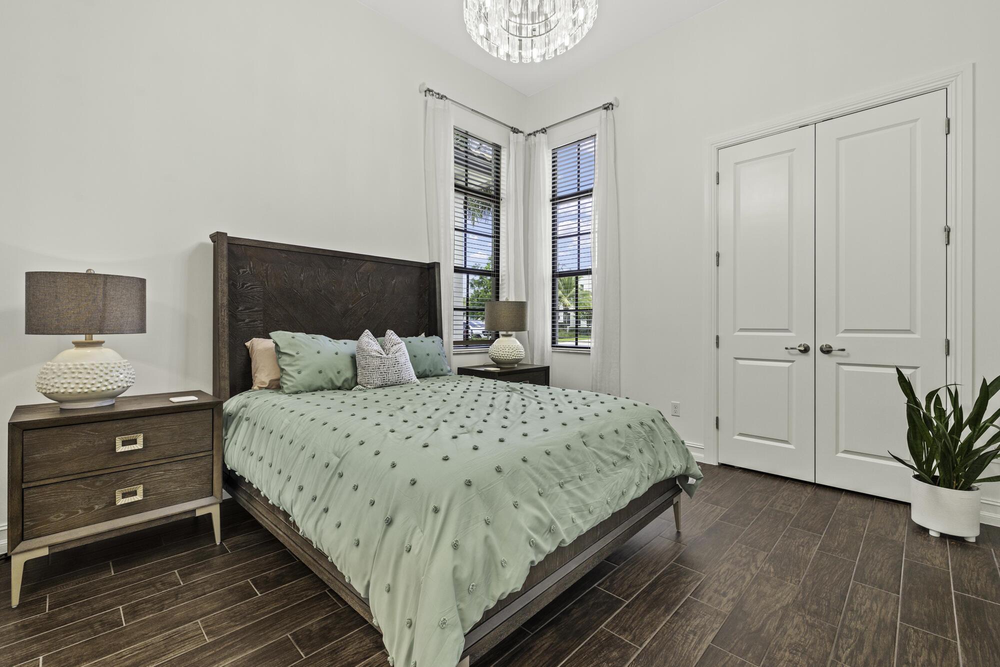 PALM MEADOWS ESTATES - Residential