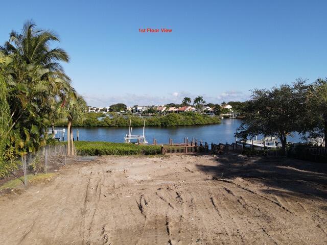 ADMIRALS COVE 2 - Residential