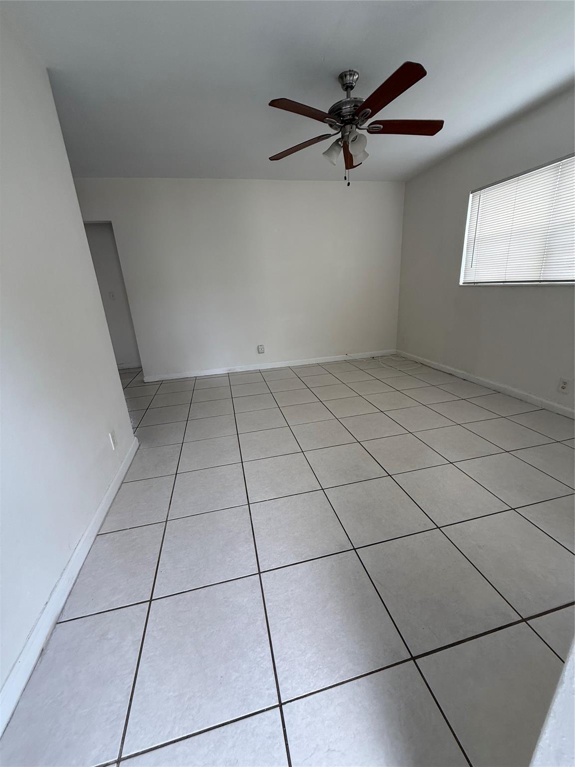 DANIA BEACH SUB RESUB - Residential Lease