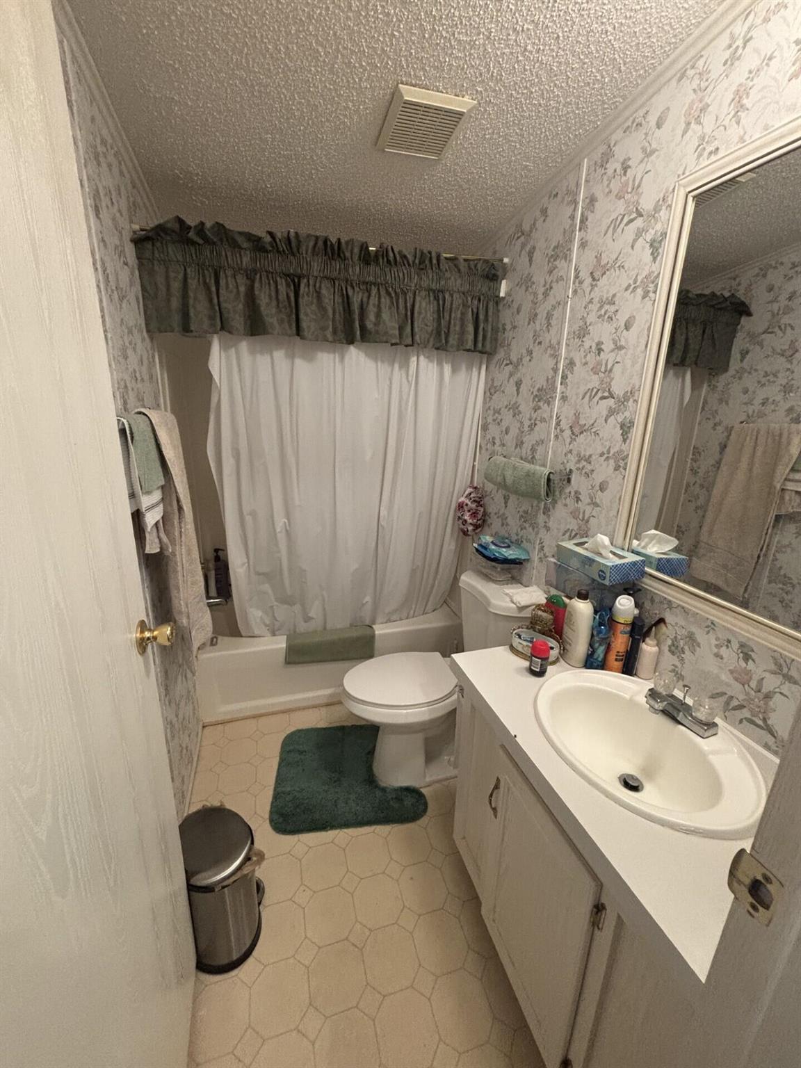 CHERON VILLAGE - Residential