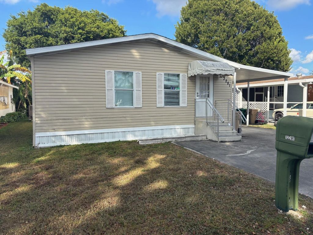 Photo of 13281 SW 10th Mnr, Davie, FL 33325 (MLS # R11143262)