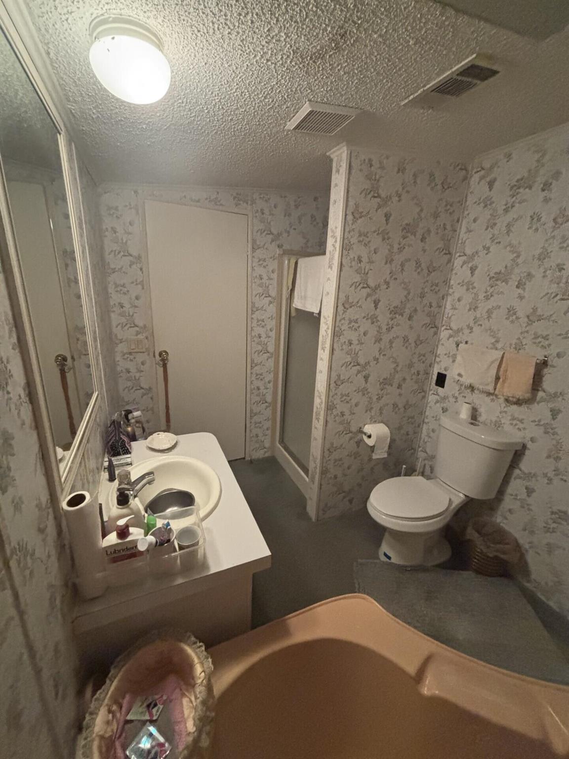 CHERON VILLAGE - Residential