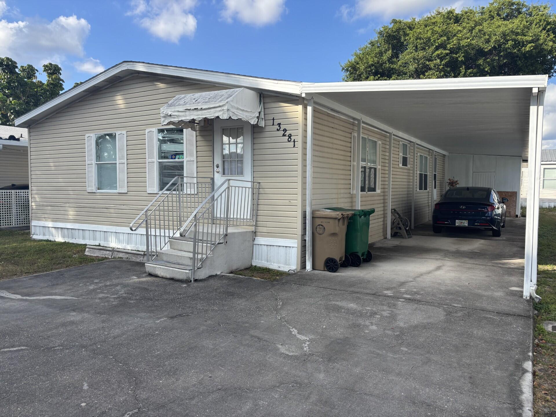 13281 SW 10th Manor, Davie, FL, 33325/$115,000 3 13281 SW 10th Manor