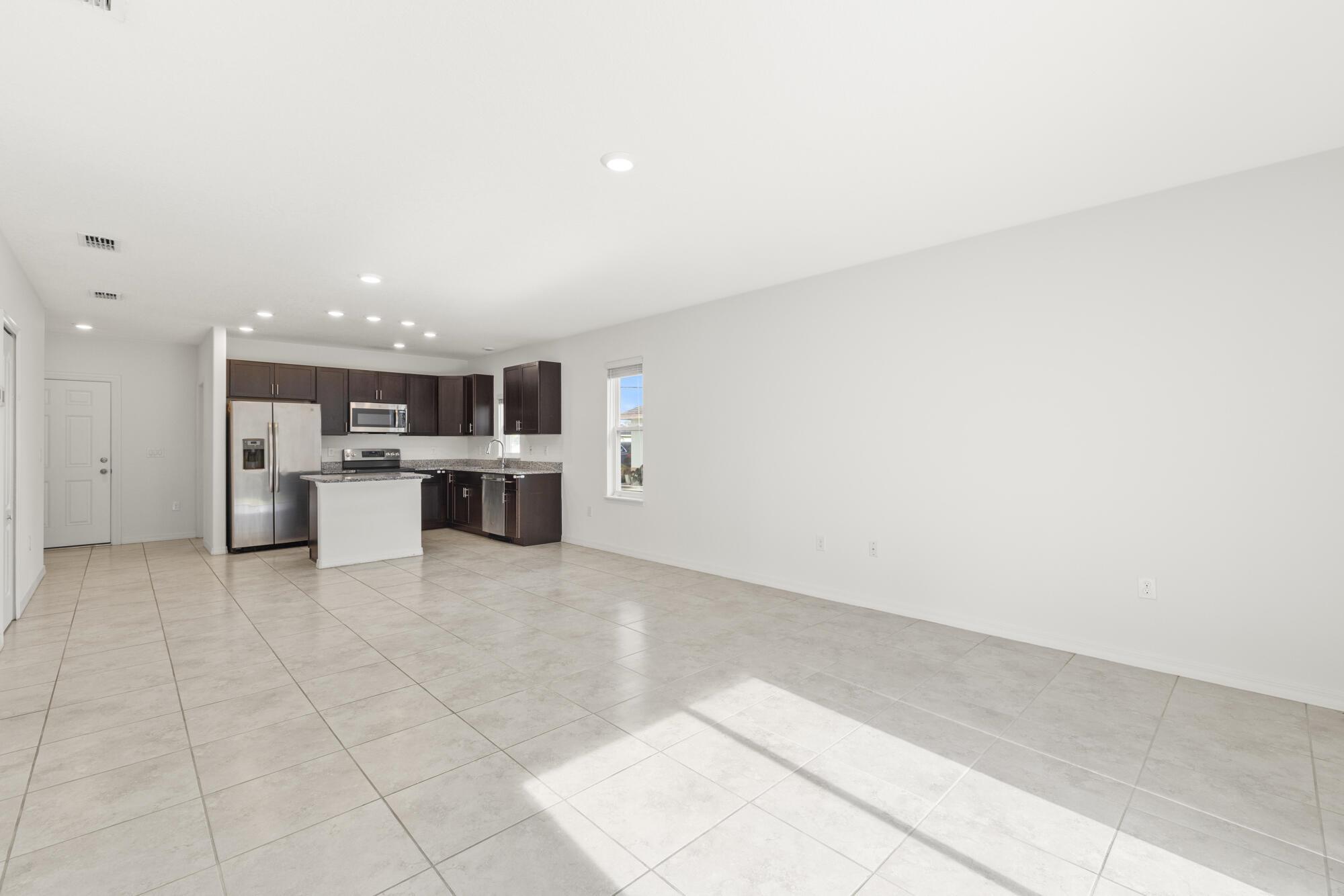 PORT ST LUCIE SECTION 33 - Residential