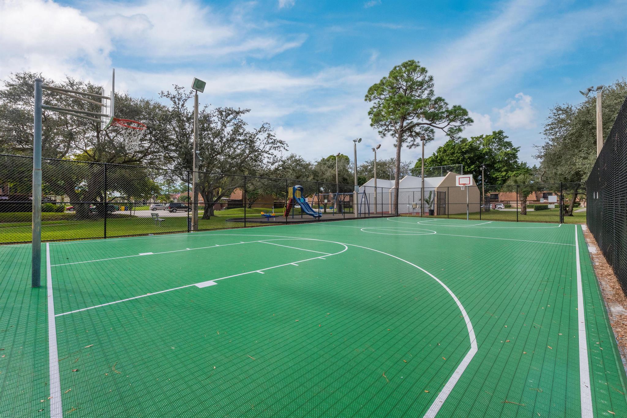 SHERWOOD LAKES - Residential