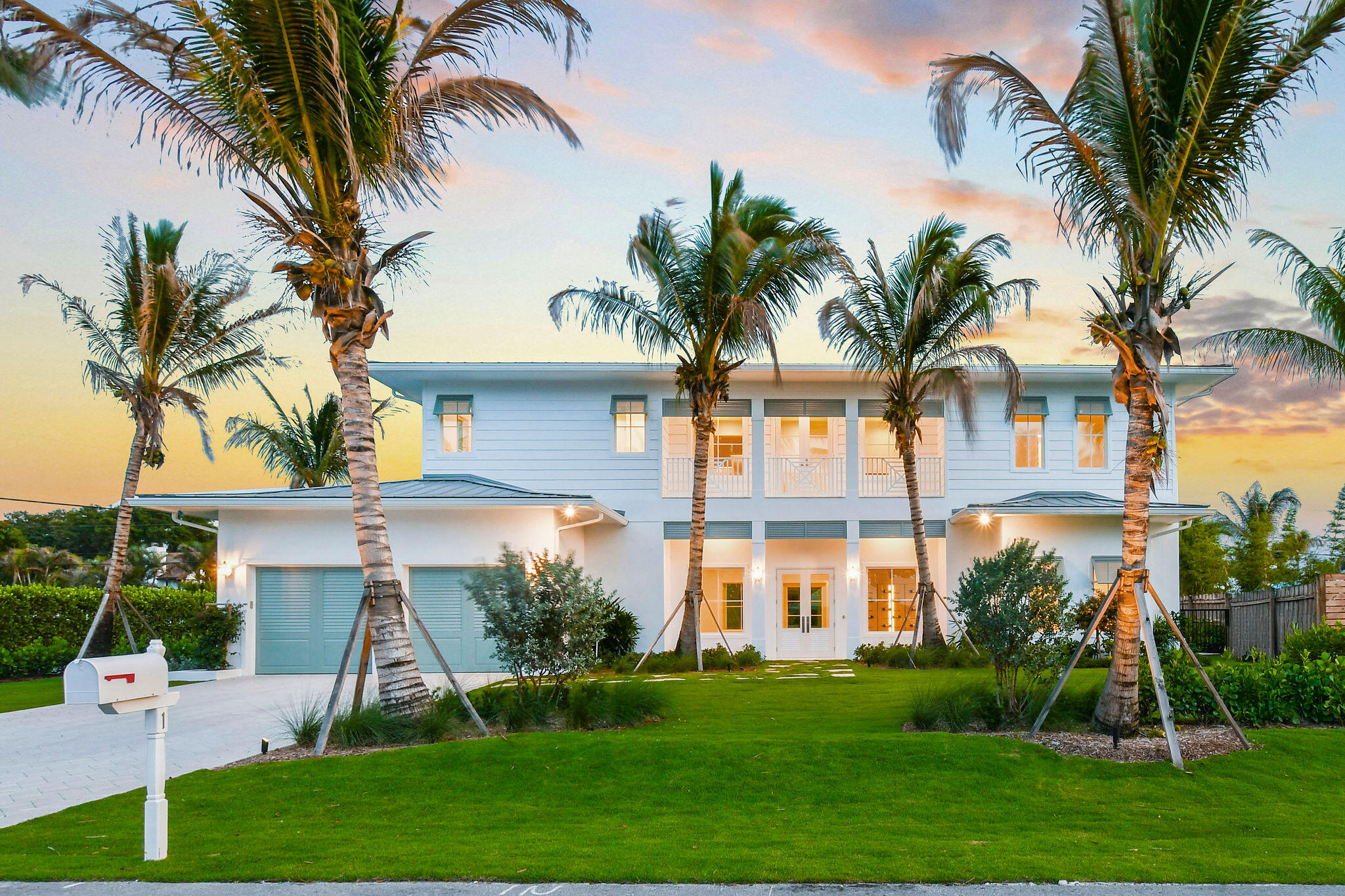 Tequesta Country Club - Residential