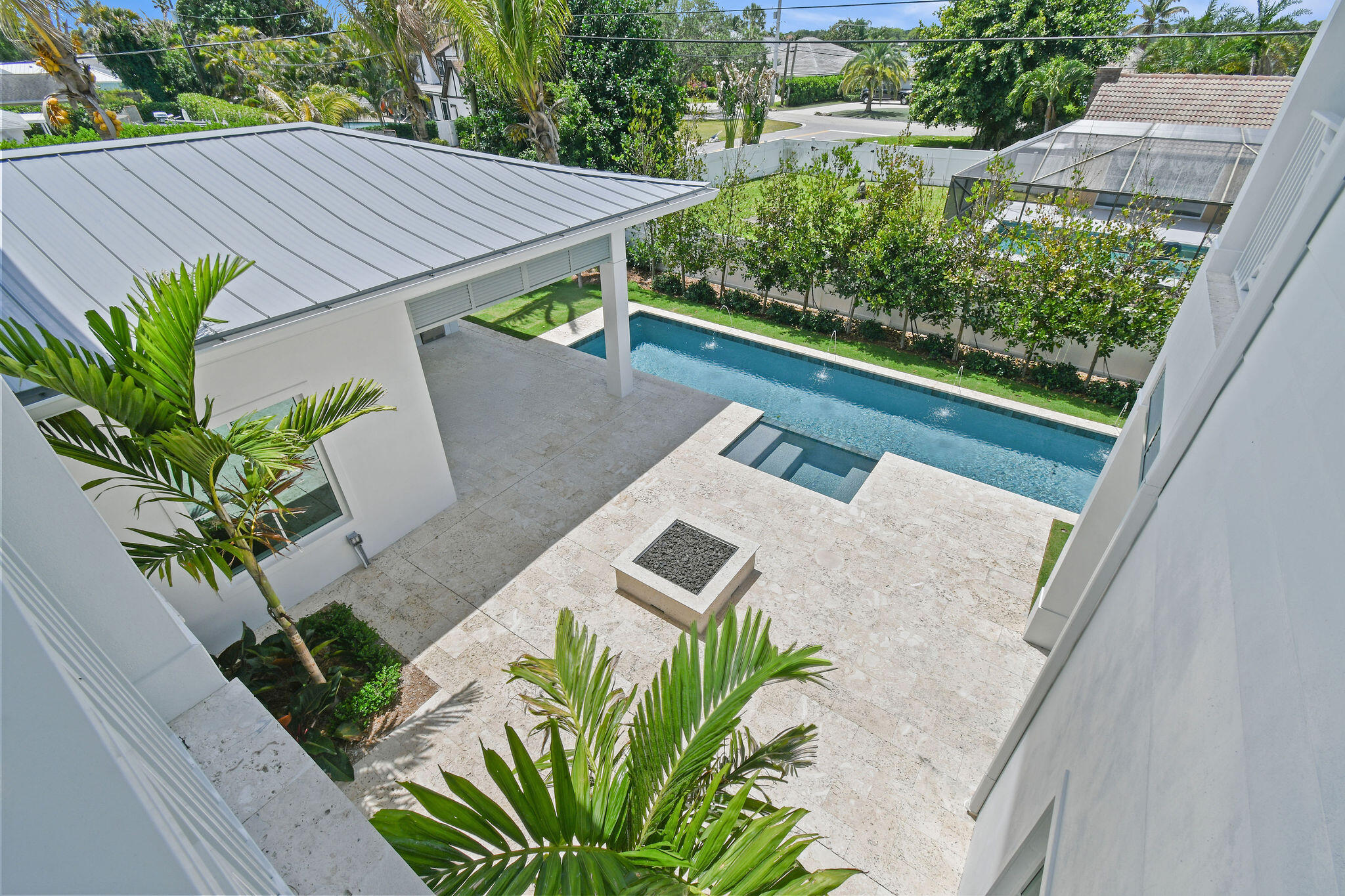 Tequesta Country Club - Residential