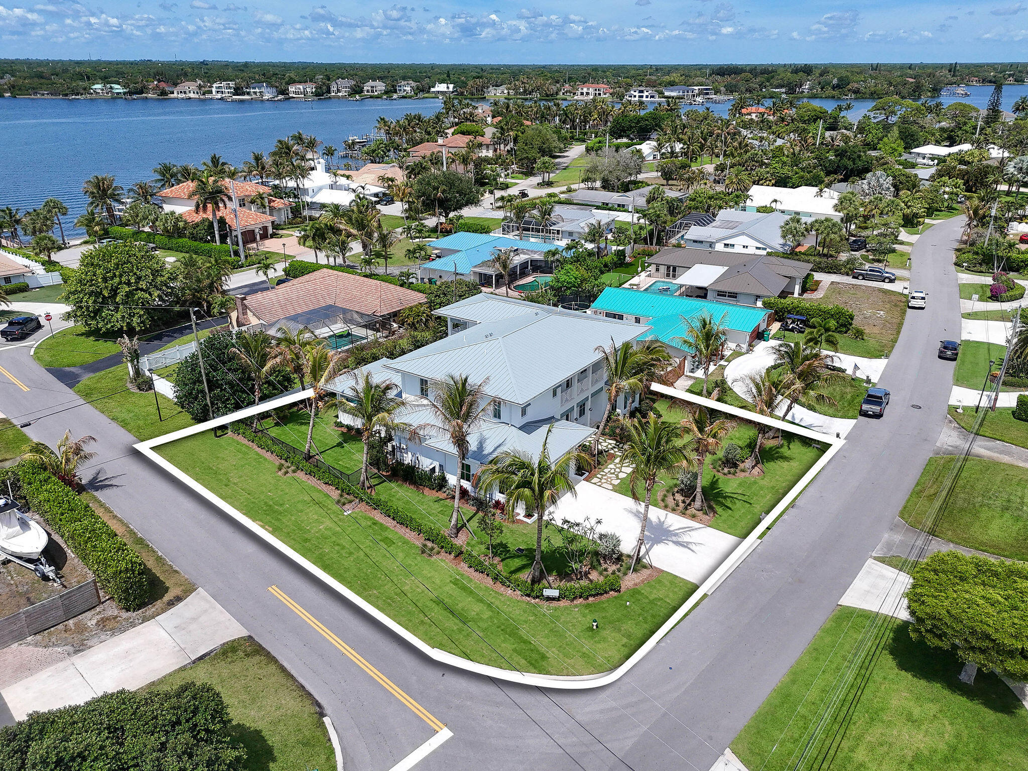 Tequesta Country Club - Residential
