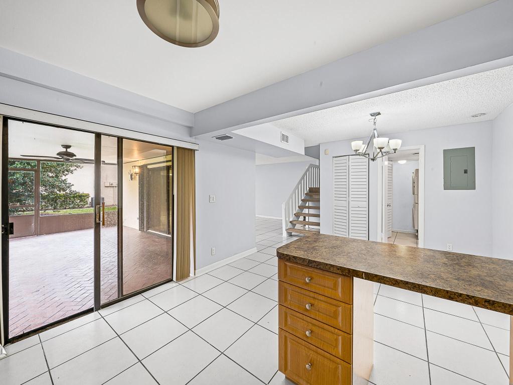 RAINBERRY BAY - Residential